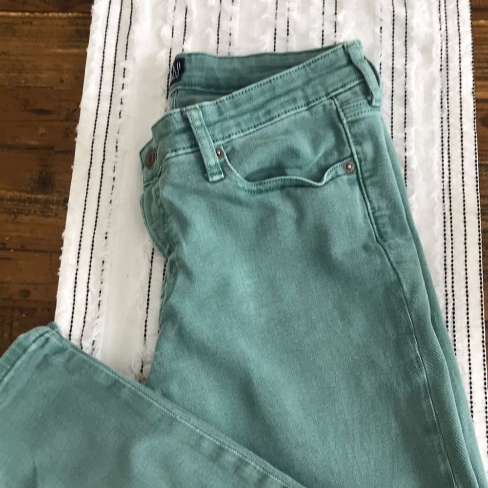 Gap Jeans - Picture 2 of 5